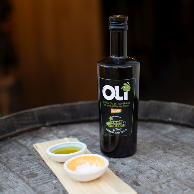 Oliven Oil aus 100% Arbequina Oliven
